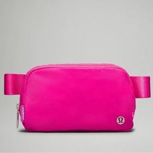 NWT LULULEMON SONIC PINK EVERYWHERE BELT BAG 💓💓💓